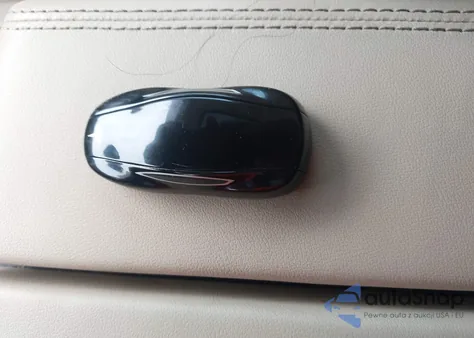 2013 Tesla Model S z USA, uszkodzony, nr VIN 5YJSA1CN2DFP22614